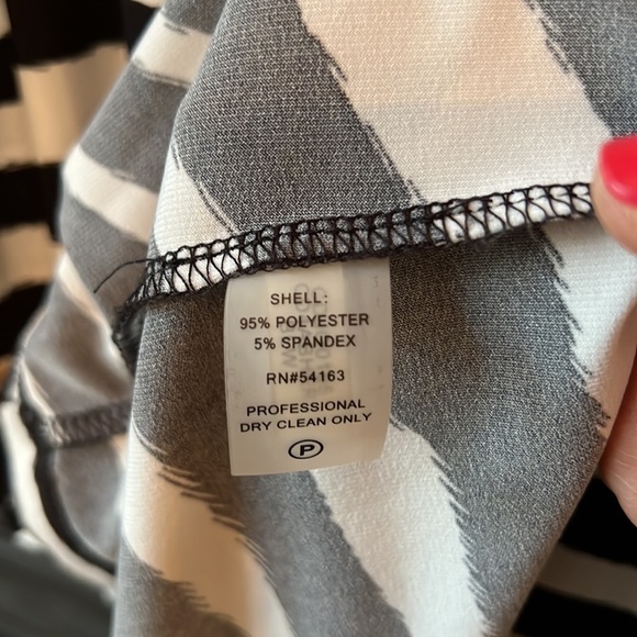 Calvin Klein t-back maxi dress - size 10 - Picture 8 of 8